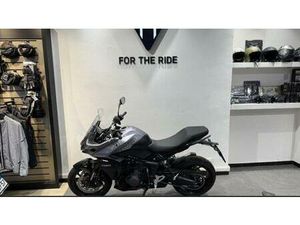 VENDO TRIUMPH TIGER SPORT 800 (2025) USATA A ROMA (CODICE 9846254) - MOTO.IT
