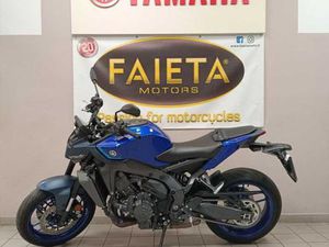 VENDO YAMAHA MT-09 Y-AMT (2024 - 25) USATA A ROMA (CODICE 9846846) - MOTO.IT