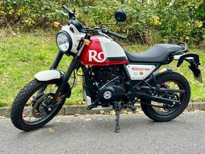 ROYAL ENFIELD SCRAM 411