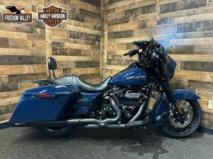 2019 HARLEY-DAVIDSON® STREET GLIDE® SPECIAL BILLIARD BLUE FLHXS