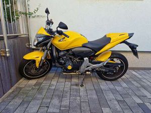 HONDA HORNET