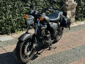 KEEWAY SUPERLIGHT 125