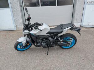 YAMAHA MT09 VORFÜHRER