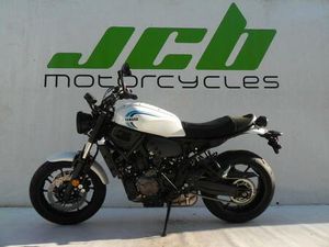 YAMAHA XSR 700 ABS LED