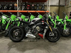 2024 DUCATI STREETFIGHTER V4 S RED