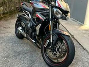 TRIUMPH STREET TRIPLE 765 RS