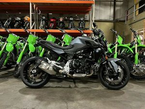 2023 BMW F 900 R EXCLUSIVE