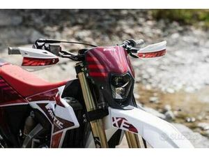 FANTIC MOTOR XE 125 2T 2025 ULTIMO PEZZO