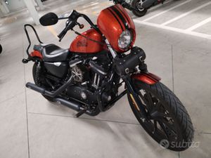 HARLEY DAVIDSON 883 IRON