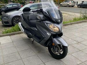 ② SUZUKI BURGMAN 650