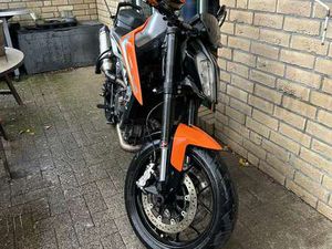 KTM 790 DUKE