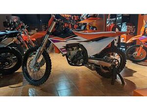 VENDO KTM 250 SX-F (2024) NUOVA A POTENZA (CODICE 9847818) - MOTO.IT