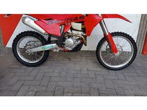 VENDO GASGAS EC 250 F (2025) USATA A SAN MARTINO SICCOMARIO (CODICE 9847639) - MOTO.IT
