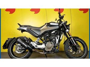 VENDO HUSQVARNA SVARTPILEN 125 (2021 - 23) USATA A CASTEL MELLA (CODICE 9847344) - MOTO.IT