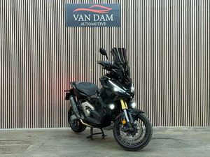 HONDA NC 750 SCOOTER X-ADV 2025 AKRAPOVIC / FABRIEKS-GARANTIE ZWART