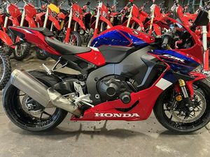 2024 HONDA CBR1000RR