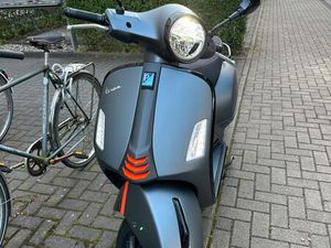 VESPA GTS SUPERSPORT RST, GRIGIO TRAVOGENTE MATT