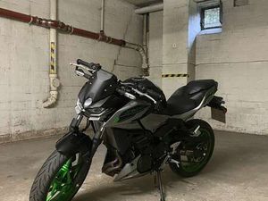 KAWASAKI Z 500 SE