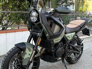 VENDO BRIXTON MOTORCYCLES CROSSFIRE 500 STORR (2025) NUOVA A RIMINI (CODICE 9847754) - MOTO.IT