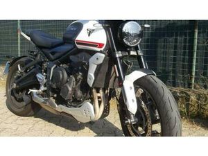VENDO TRIUMPH TRIDENT 660 (2021 - 24) USATA A SOMMA LOMBARDO (CODICE 9848074) - MOTO.IT