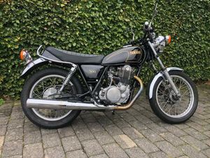 YAMAHA SR 500 2J4