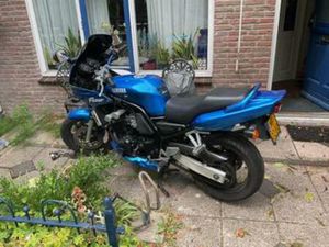 YAMAHA FAZER 600 BLAUW — MOTOREN | YAMAHA — MARKTPLAATS