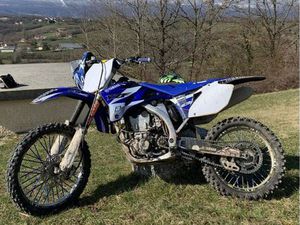 MOTOCROSS YAMAHA 450 YZF