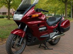 HONDA ST1100 PAN EUROPEAN - COMFORTABELE TOERMONSTER — MOTOREN | HONDA — MARKTPLAATS