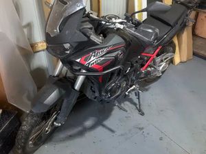 HONADE AFRICA TWIN CRF 1100