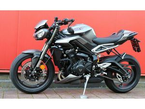 TRIUMPH STREET TRIPLE 765 RS