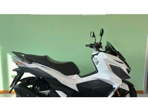 VENDO SYM JET X 125 (2021 - 25) USATA A TREBASELEGHE (CODICE 9847932) - MOTO.IT