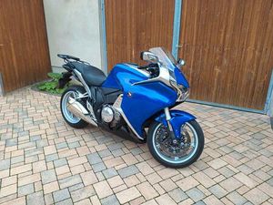 HONDA VFR1200F