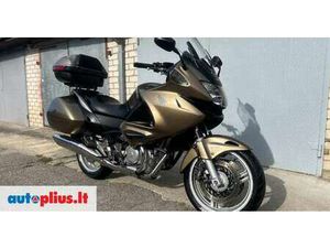 HONDA NT 700 CC, TOURING / SPORT TOURING