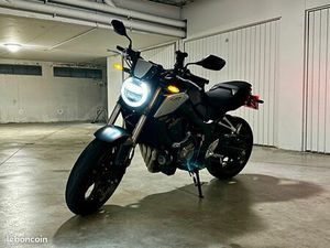 HONDA CB650R (NEO SPORTS CAFÉ) 2022