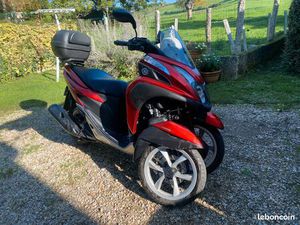 SCOOTER YAMAHA 125 CC TRICITY