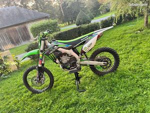 450 KXF