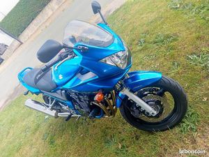 SUZUKI 650 BANDIT S