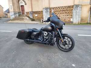 HARLEY STREET GLIDE SPÉCIAL 114