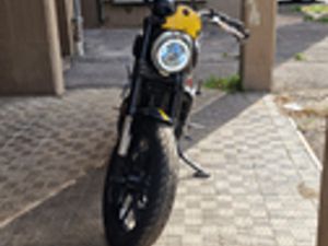 DUCATI SCRAMBLER FULL THROTTLE 800