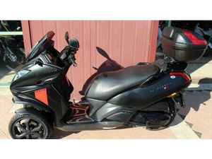 VENDO PEUGEOT METROPOLIS 400 RX-R (2017 - 19) USATA A RIMINI (CODICE 9848656) - MOTO.IT