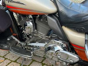 HARLEY-DAVIDSON CVO ELETTRA GLIDE ULTRACLASSIC