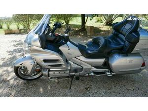 SUPERBE GOLDWING 1800