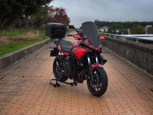 SPORTIEVE EN LUXE UITVOERING