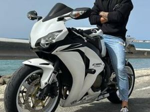 HONDA - CBR 1000 RR