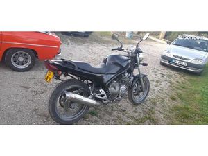 YAMAHA 600 XJN
