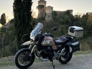 MOTO GUZZI V 85 TT TRAVEL