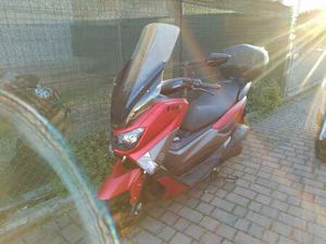 YAMAHA NMAX