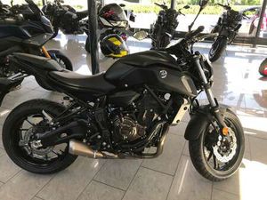 YAMAHA MT-07 SCHWARZ