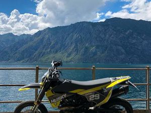 HUSQVARNA 701 2023 WIE NEU ❗️VIEL ZUBEHÖR 1 HALTER(KTM SMCR 690)