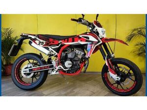 VENDO SWM SM 125 R (2022 - 24) USATA A GENOVA (CODICE 9848708) - MOTO.IT